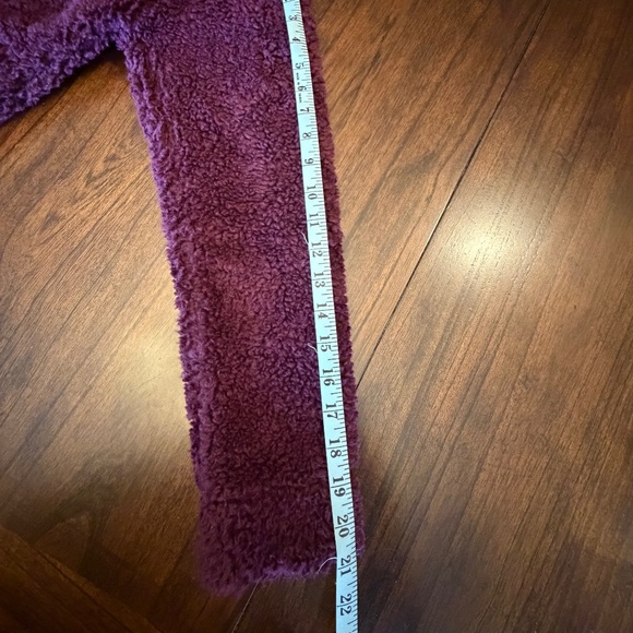 Alpine Design Women's Ultra Soft Wine Sherpa 1/4 Zip Jacket, Size Large - Picture 10 of 13